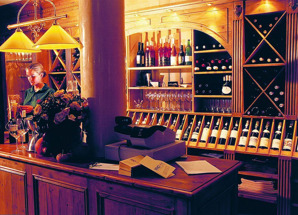 Althoff Hotel Am Schlossgarten Stuttgart Exterior photo Wine bar in Paris