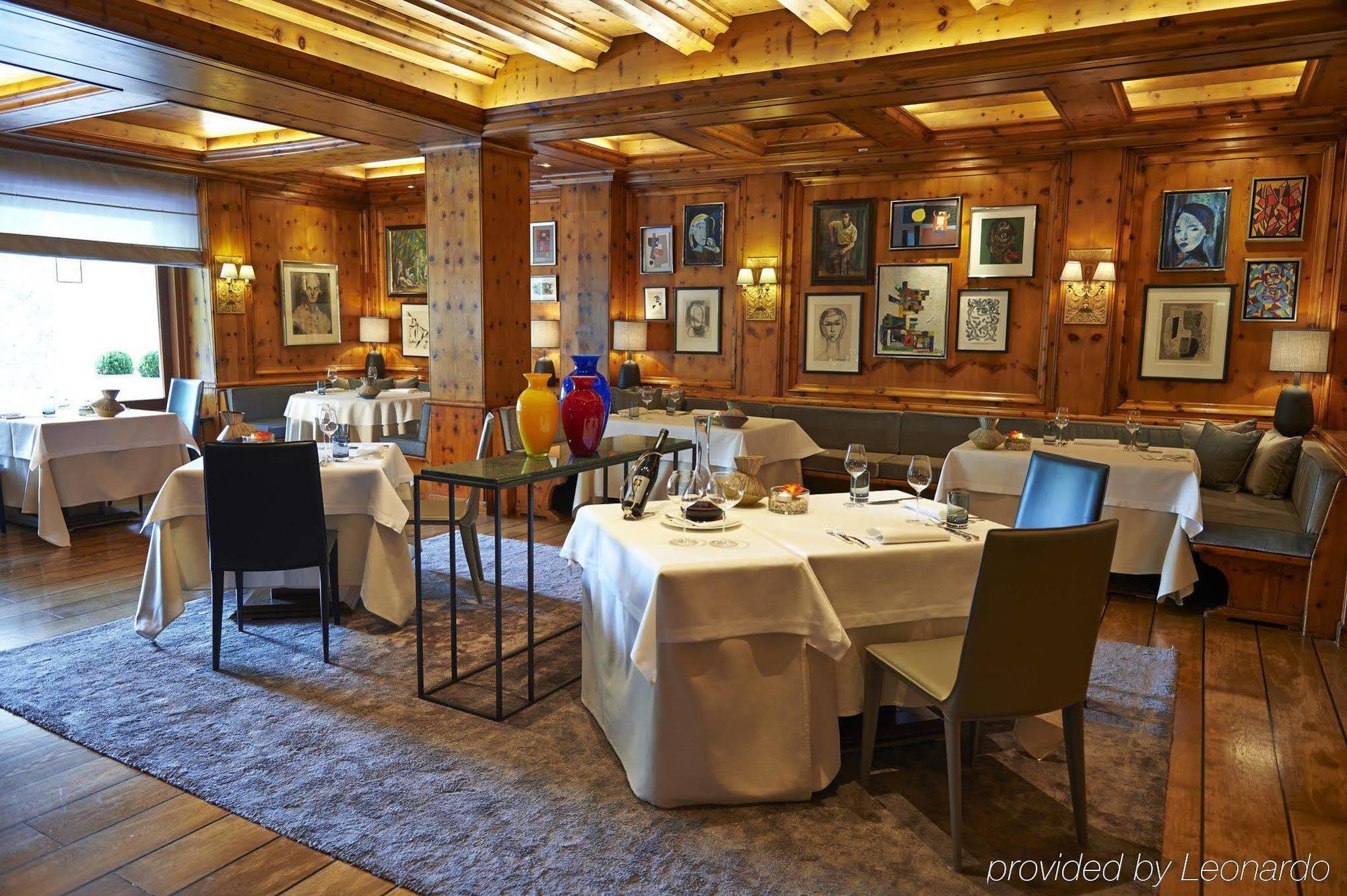 Althoff Hotel Am Schlossgarten Stuttgart Exterior photo Restaurant "Le Capella"