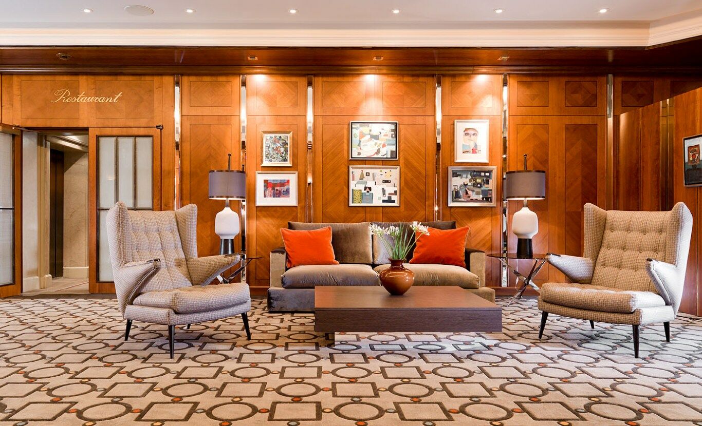 Althoff Hotel Am Schlossgarten Stuttgart Exterior photo The interior of the hotel